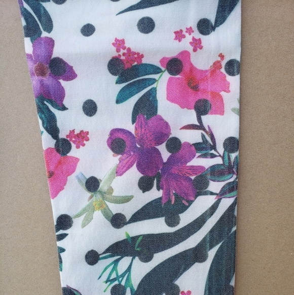 NEW GUESS Skinny Ultra Low Women's Jeans SZ 27 - Picture 4 of 5